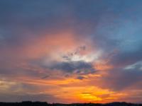 Farbspektakel am Himmel nach Sonnenuntergang